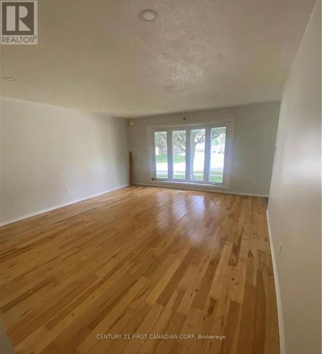 Unit A - 80 Clifton Crescent, London South, Ontario  N6C 3V8 - Photo 11 - X12210671