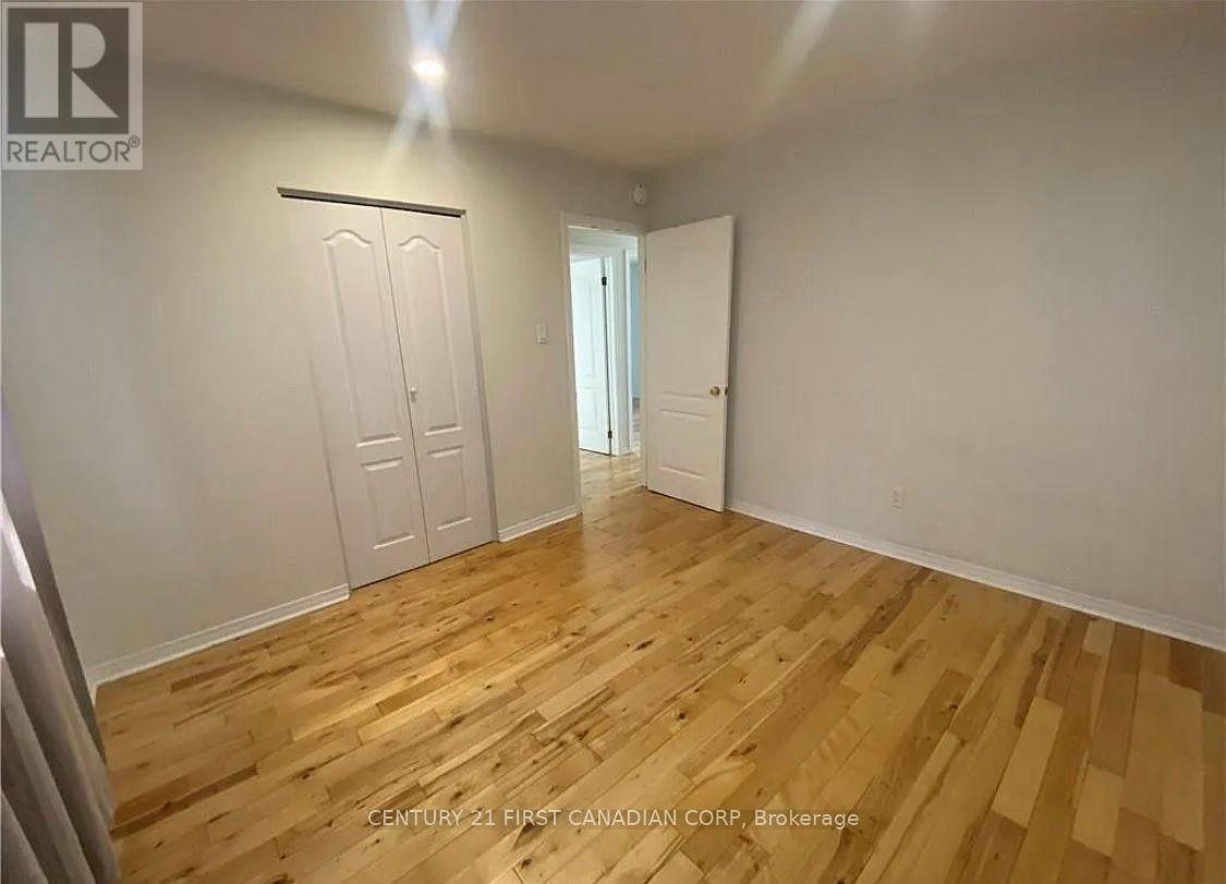 Unit A - 80 Clifton Crescent, London South, Ontario  N6C 3V8 - Photo 7 - X12210671
