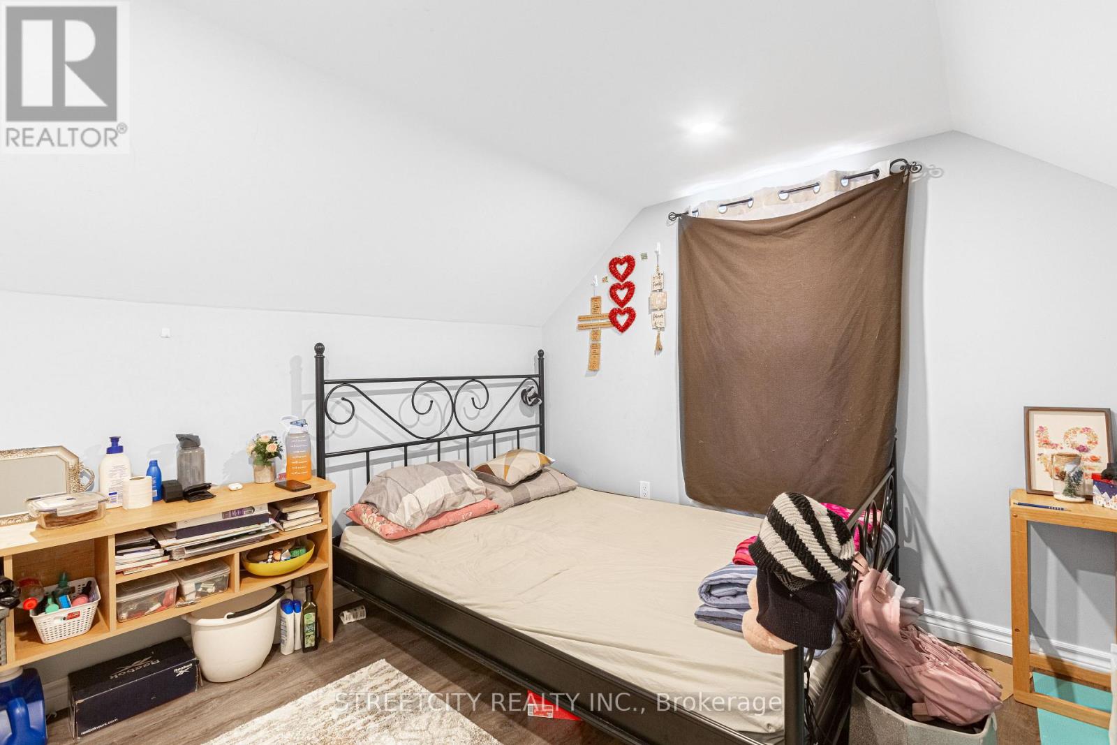 1053 Oxford Street E, London East, Ontario  N5Y 3L2 - Photo 12 - X12210690