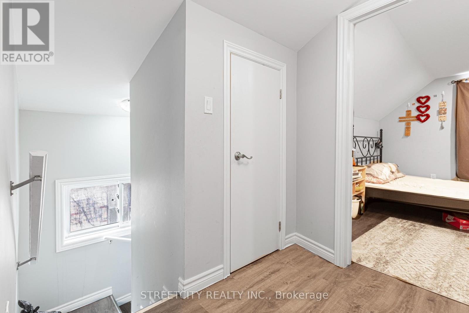 1053 Oxford Street E, London East, Ontario  N5Y 3L2 - Photo 23 - X12210690