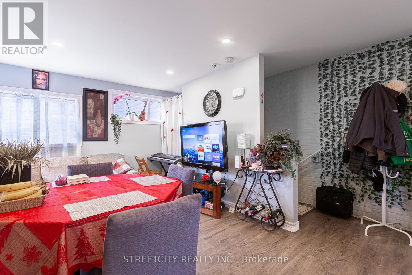 1053 Oxford Street E, London East, Ontario  N5Y 3L2 - Photo 26 - X12210690