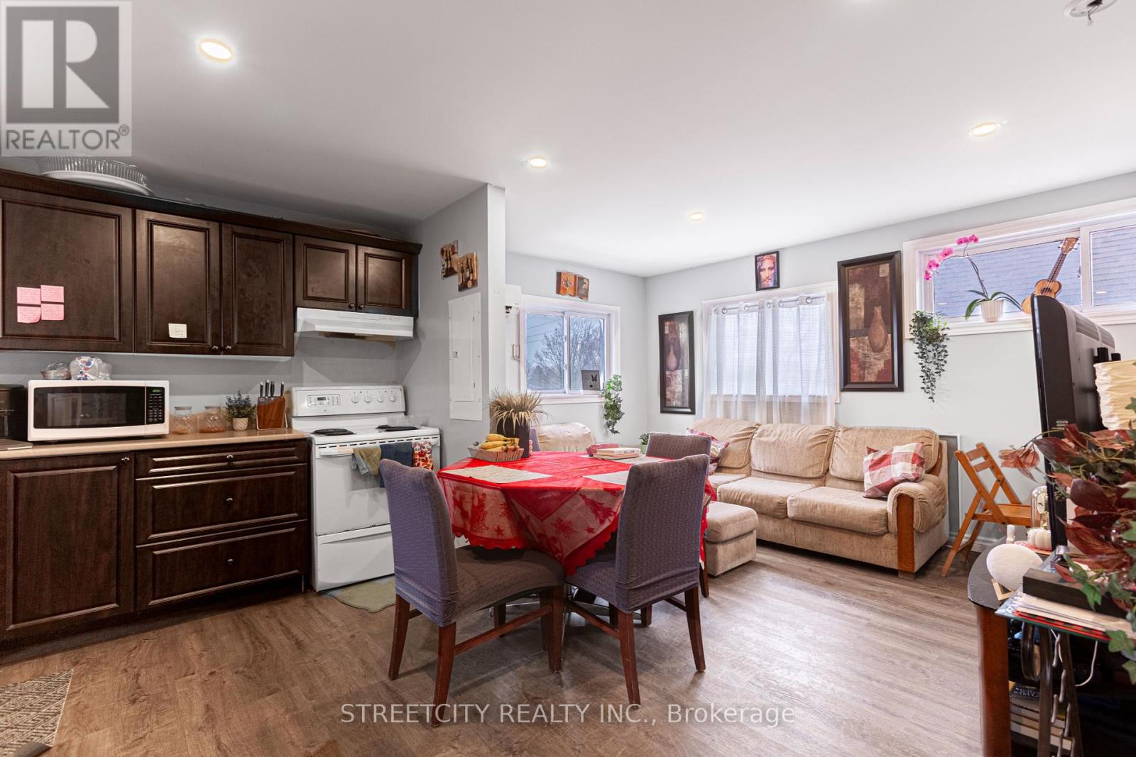1053 Oxford Street E, London East, Ontario  N5Y 3L2 - Photo 27 - X12210690