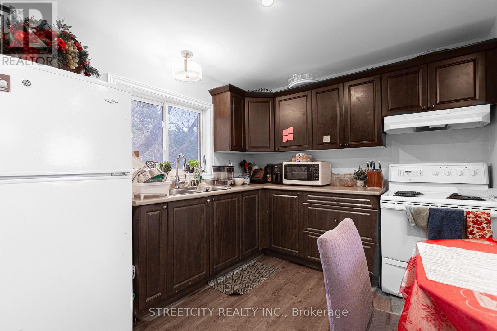 1053 Oxford Street E, London East, Ontario  N5Y 3L2 - Photo 28 - X12210690