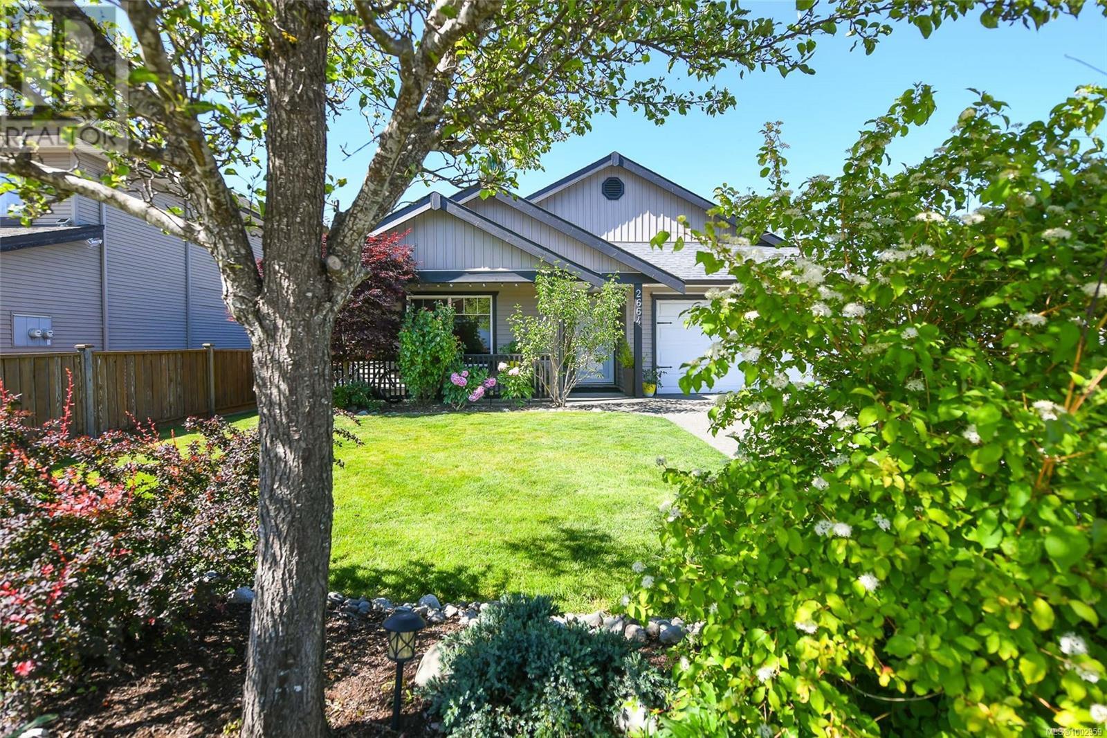 2664 Rydal Ave, Cumberland, British Columbia  V0R 1S0 - Photo 2 - 1002959