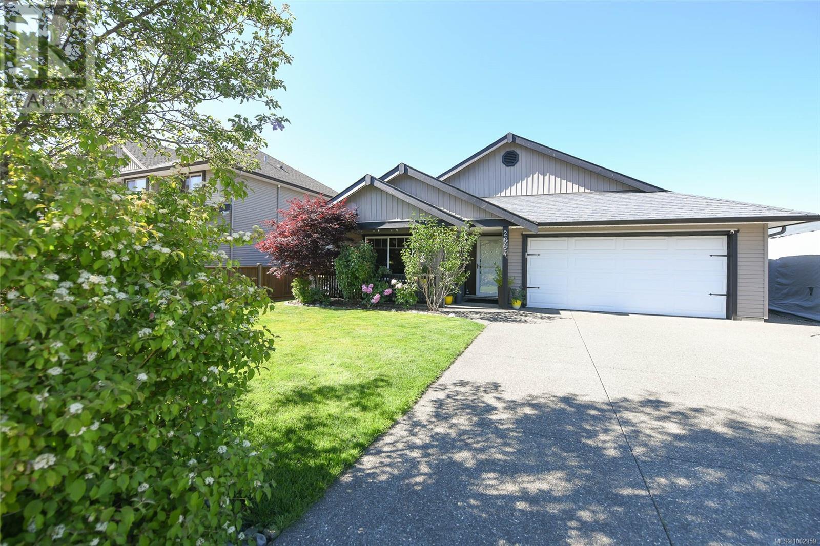 2664 Rydal Ave, Cumberland, British Columbia  V0R 1S0 - Photo 48 - 1002959