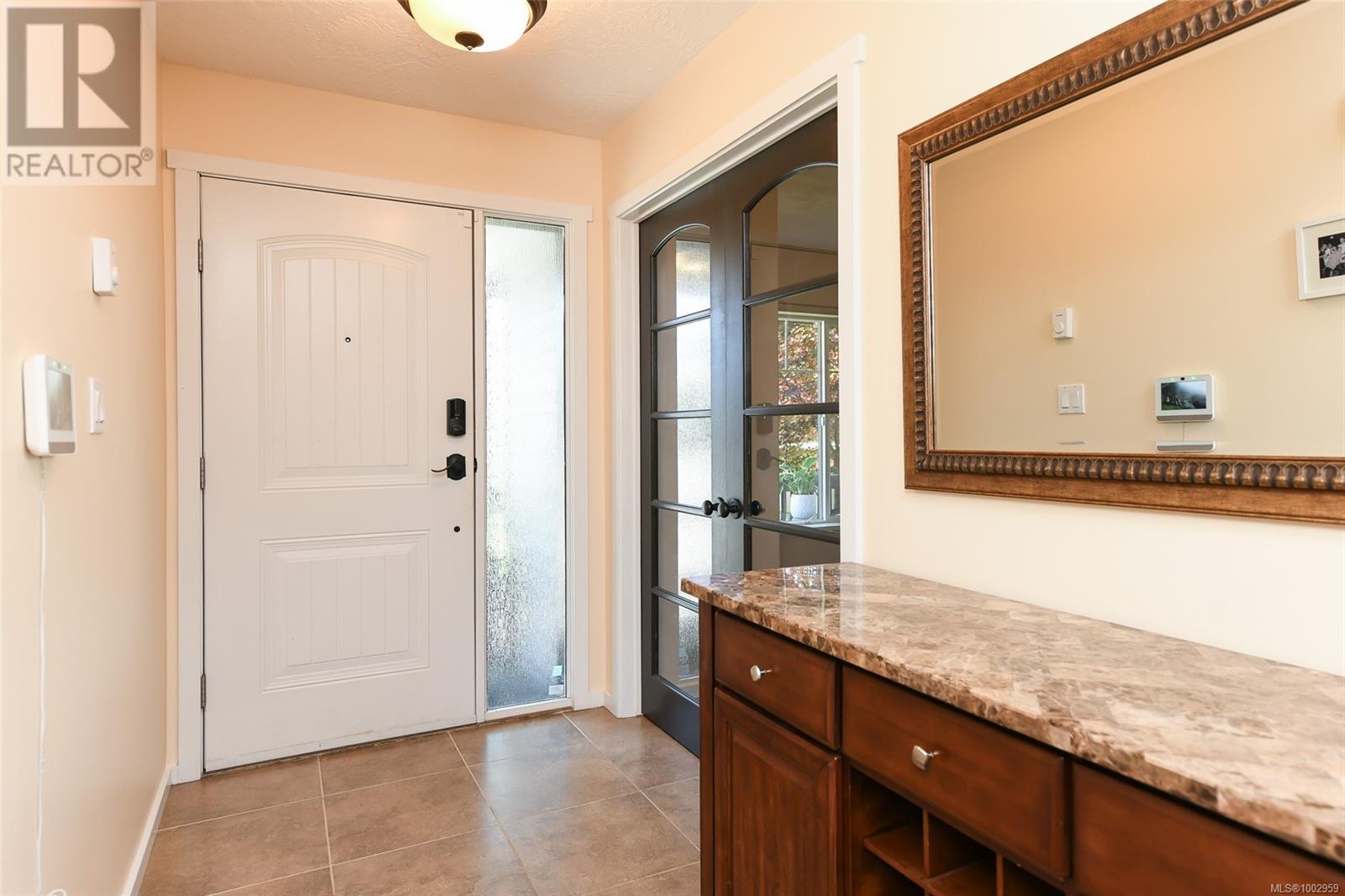 2664 Rydal Ave, Cumberland, British Columbia  V0R 1S0 - Photo 32 - 1002959