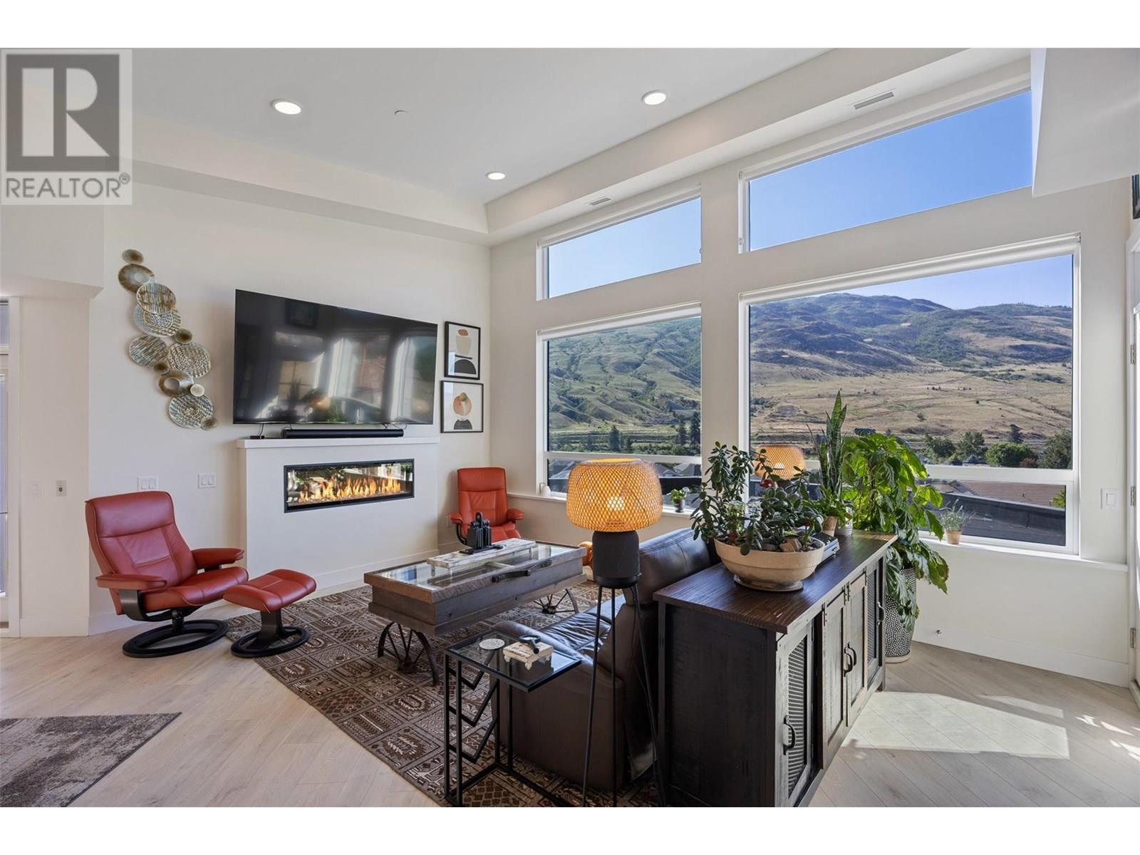 651 Dunes Drive Unit# 402, Kamloops, British Columbia  V2B 8M8 - Photo 4 - 10351327