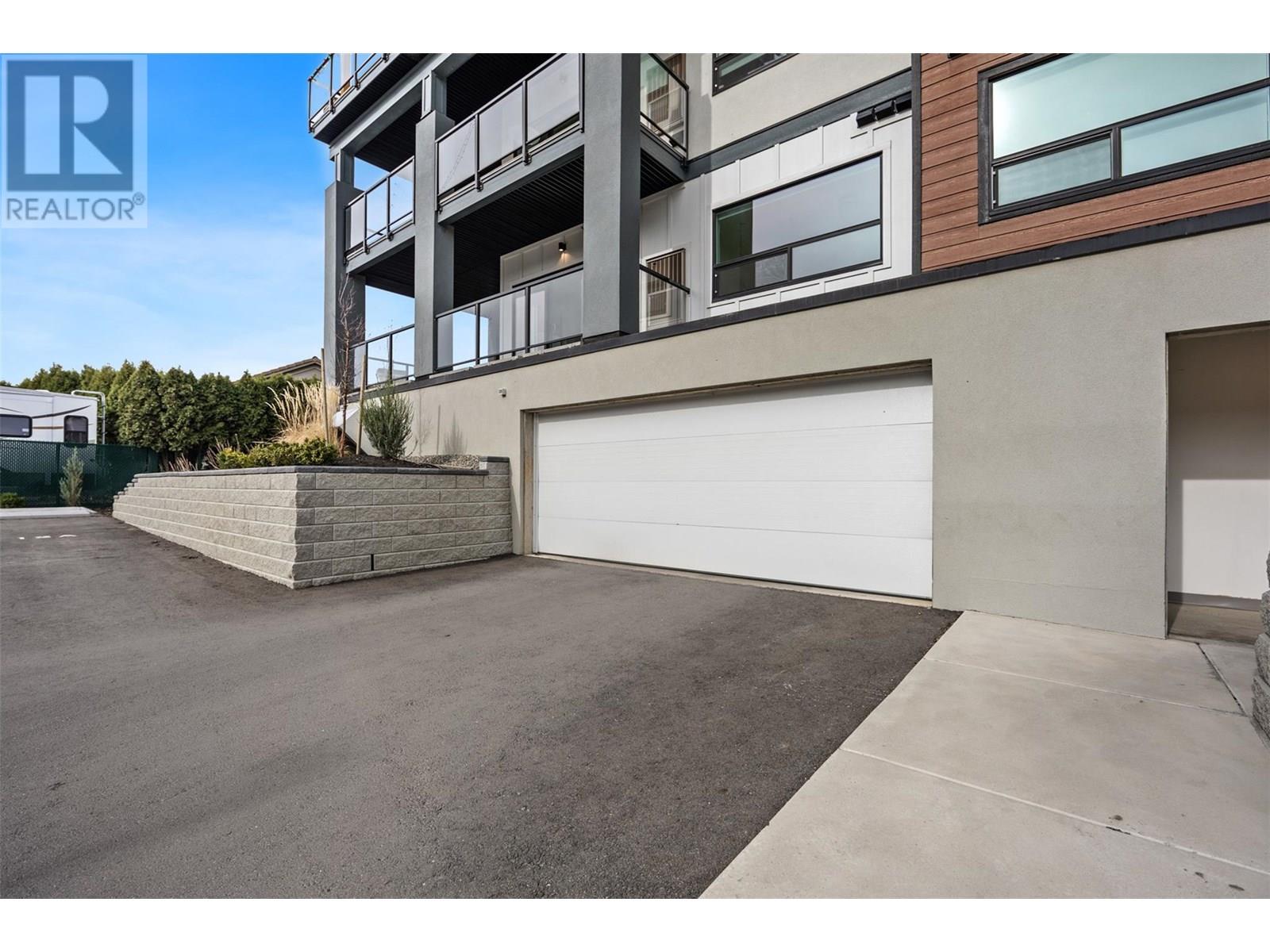 651 Dunes Drive Unit# 402, Kamloops, British Columbia  V2B 8M8 - Photo 42 - 10351327