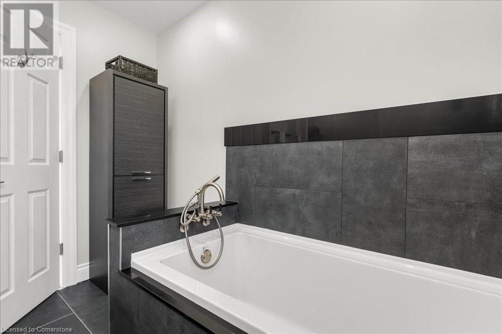 60 Aterno Drive, Hamilton, Ontario  L9C 5S5 - Photo 12 - 40720839