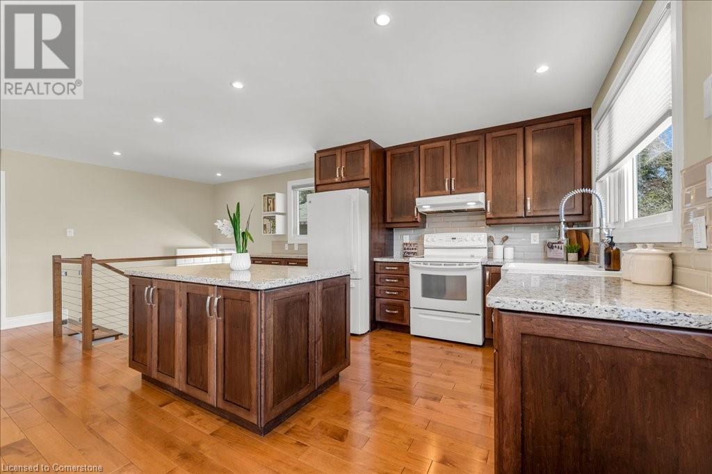 60 Aterno Drive, Hamilton, Ontario  L9C 5S5 - Photo 2 - 40720839