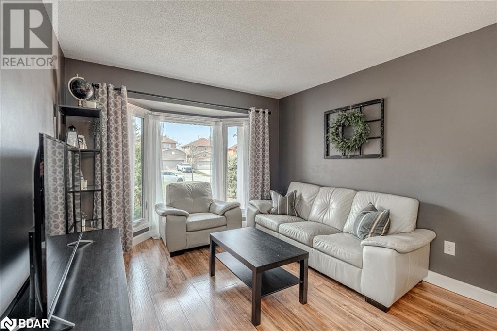 40 Grasett Crescent, Barrie, Ontario  L4N 6Z6 - Photo 8 - 40739785