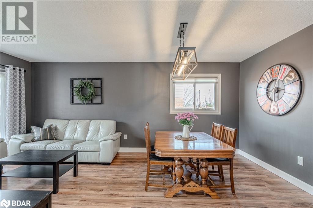 40 Grasett Crescent, Barrie, Ontario  L4N 6Z6 - Photo 7 - 40739785