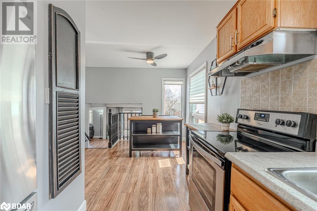 40 Grasett Crescent, Barrie, Ontario  L4N 6Z6 - Photo 5 - 40739785