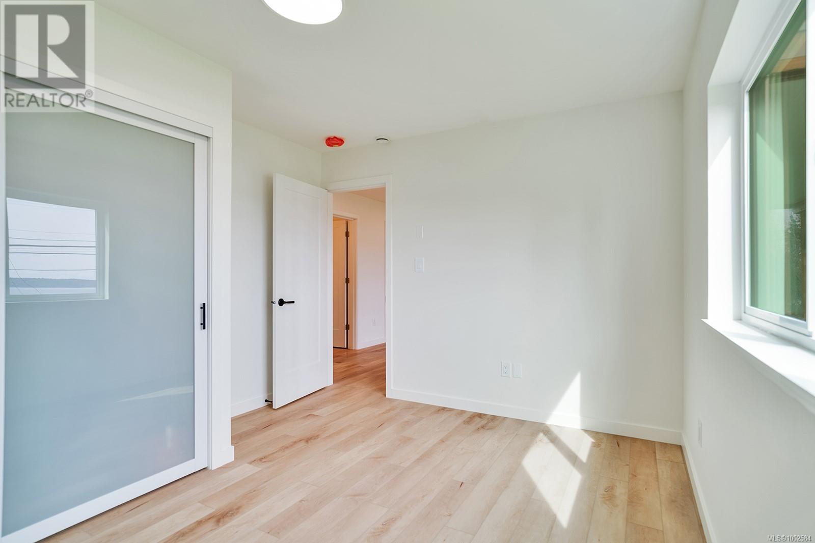 5622 1st St, Union Bay, British Columbia  V0R 3B0 - Photo 26 - 1002584