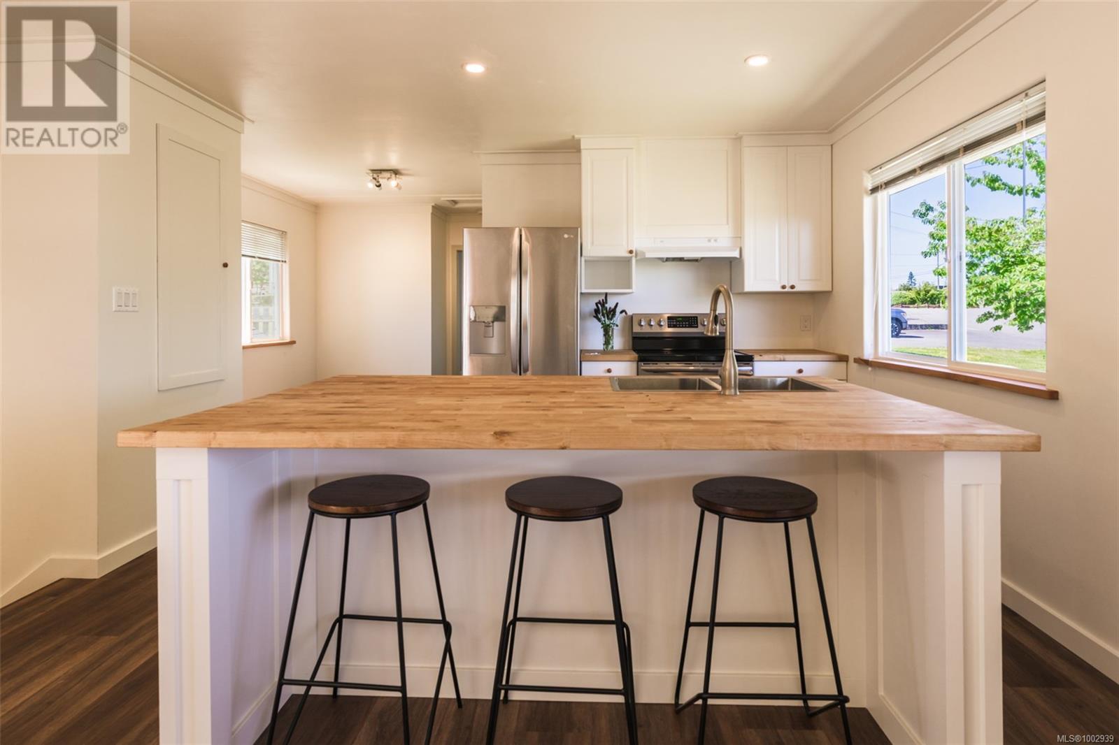 2546 Haddington Cres, Port Mcneill, British Columbia  V0N 2R0 - Photo 5 - 1002939
