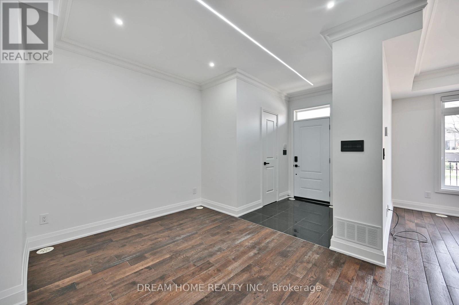 Th 28 - 9 Oakburn Crescent, Toronto, Ontario  M2N 2T5 - Photo 19 - C12210520