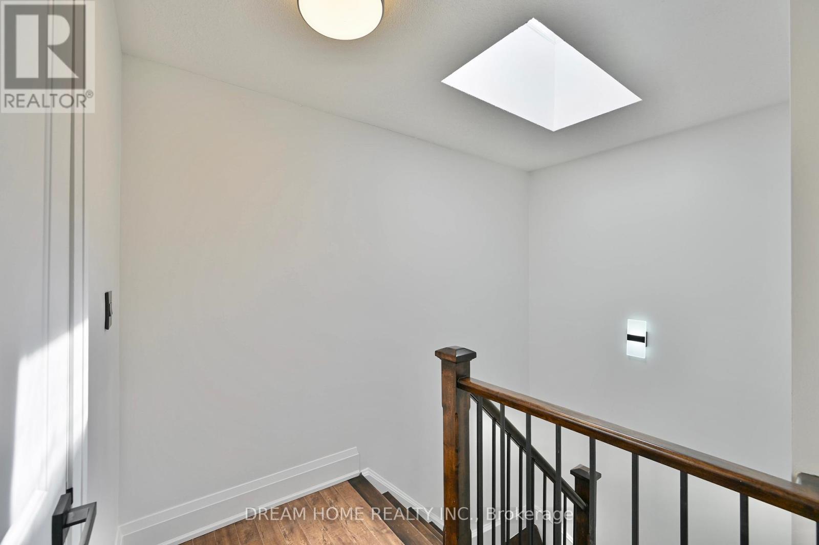 Th 28 - 9 Oakburn Crescent, Toronto, Ontario  M2N 2T5 - Photo 30 - C12210520