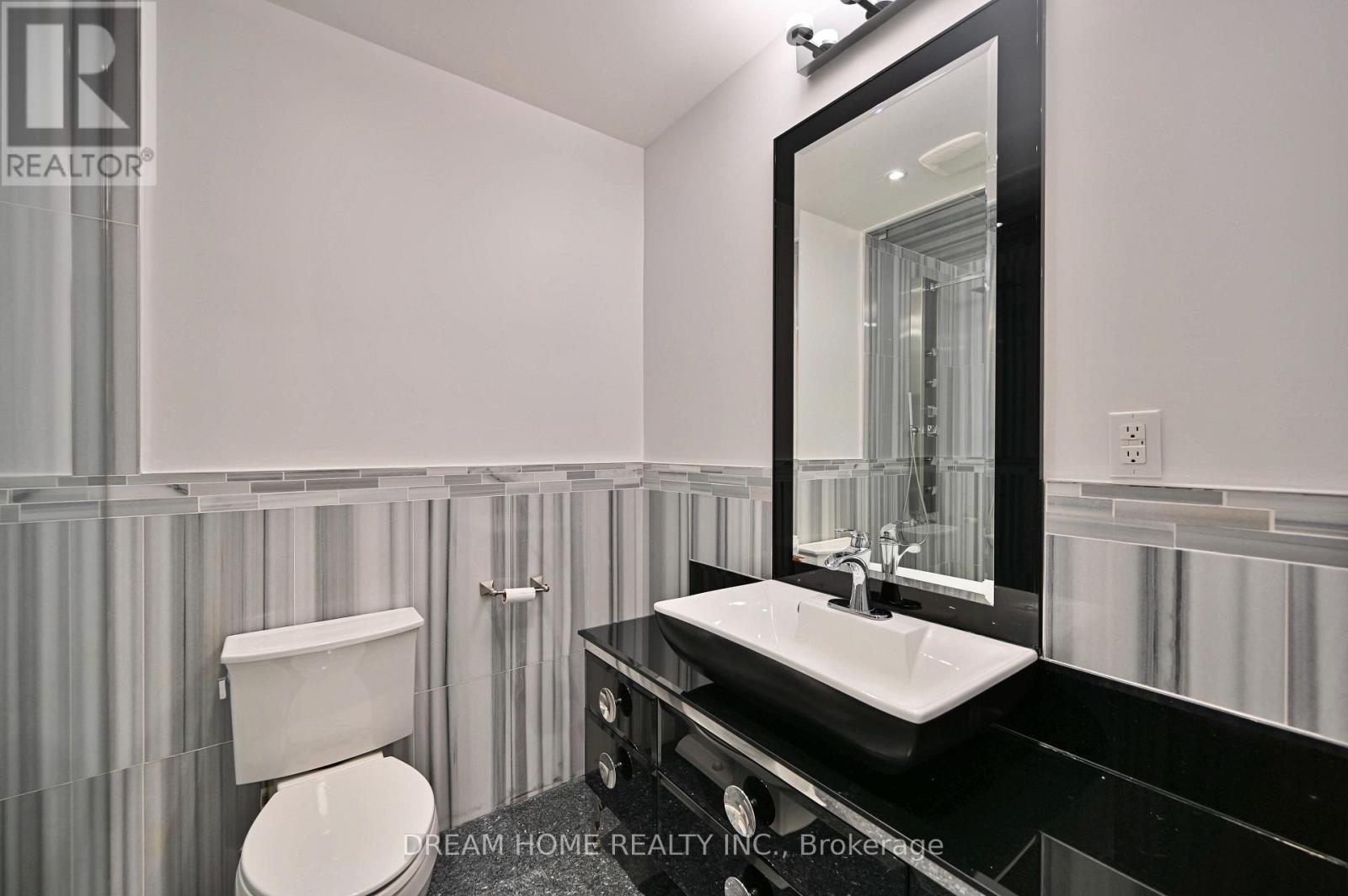 Th 28 - 9 Oakburn Crescent, Toronto, Ontario  M2N 2T5 - Photo 41 - C12210520