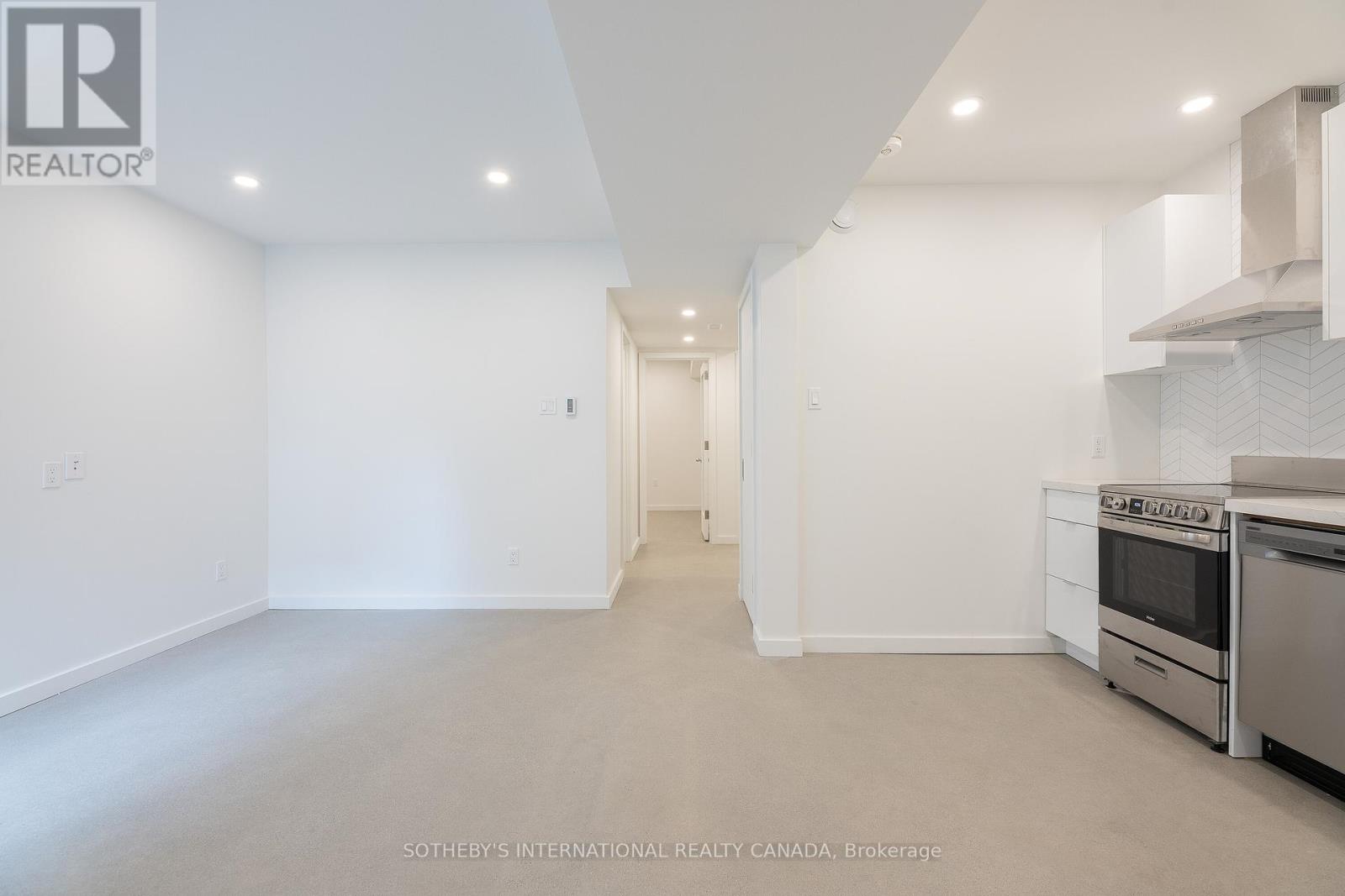 Lower - 301 Euclid Avenue, Toronto (Trinity-Bellwoods), Ontario  M6J 2K1 - Photo 10 - C12210530