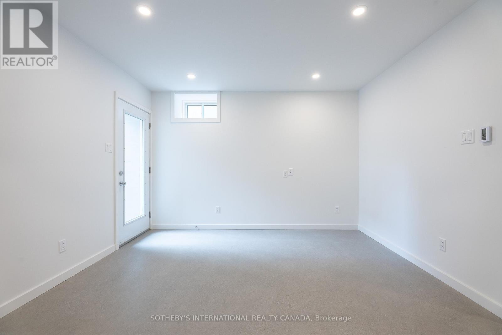 Lower - 301 Euclid Avenue, Toronto (Trinity-Bellwoods), Ontario  M6J 2K1 - Photo 11 - C12210530