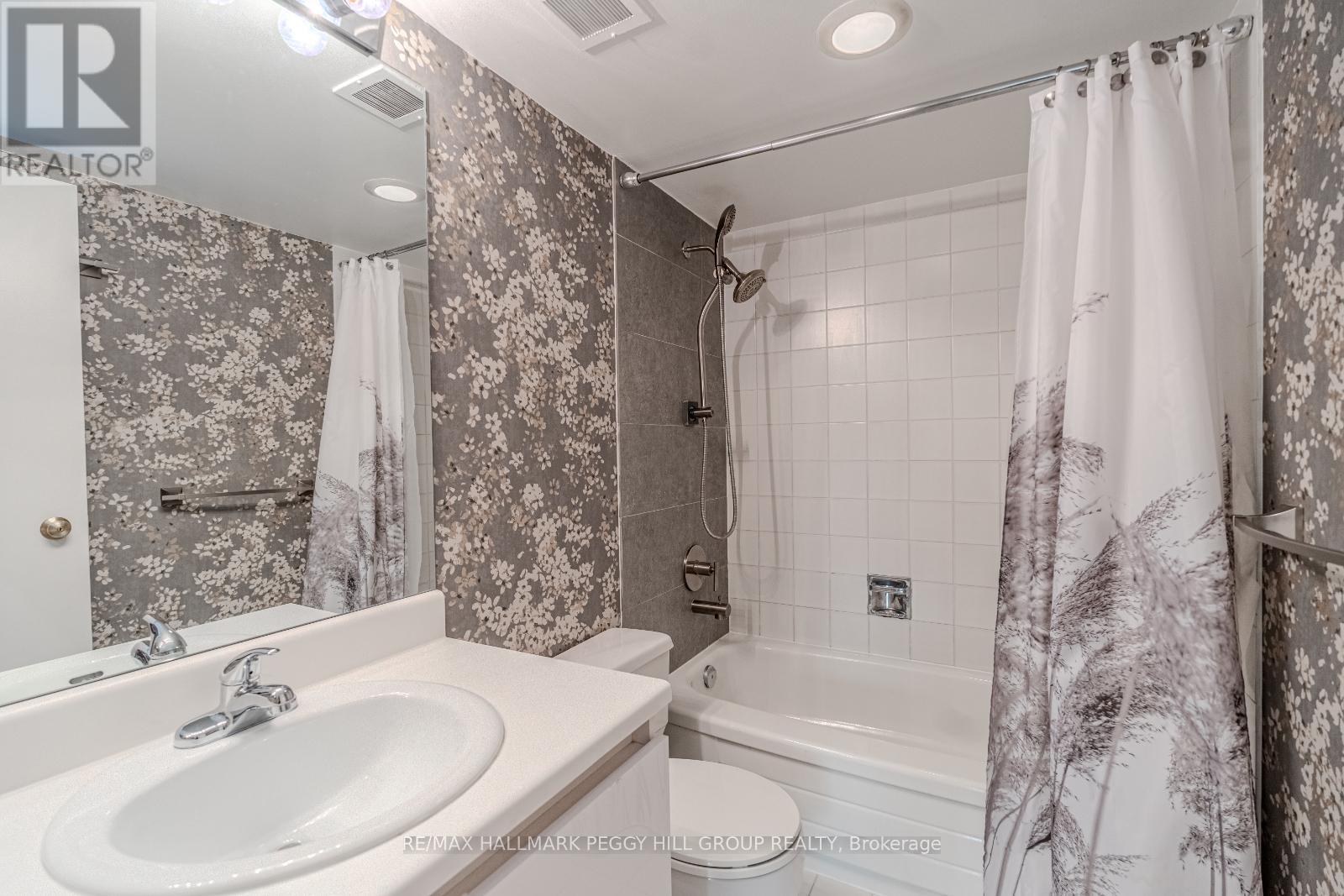 824 - 80 Front Street E, Toronto (Church-Yonge Corridor), Ontario  M5E 1T4 - Photo 12 - C12210546