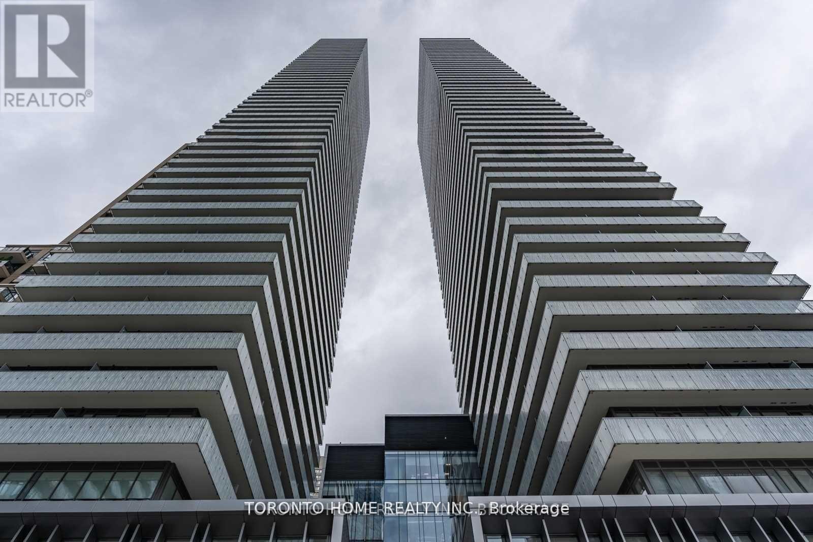 1011 - 50 Charles Street E, Toronto, Ontario  M4Y 0C3 - Photo 2 - C12210583