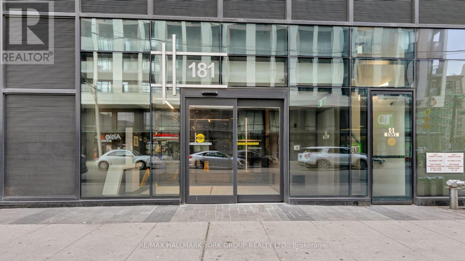 5206 - 181 Dundas Street E, Toronto, Ontario  M5A 0N5 - Photo 2 - C12210653