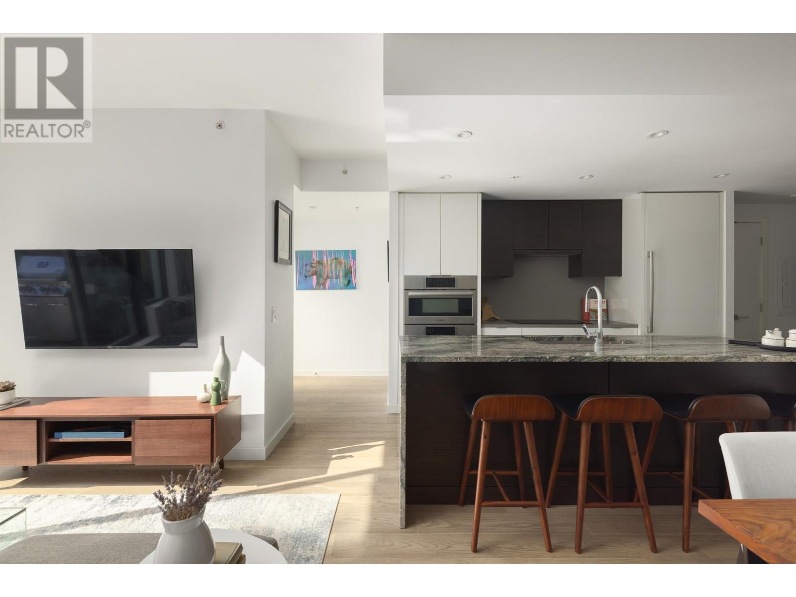 105 1688 Pullman Porter Street, Vancouver, British Columbia  V6A 0H3 - Photo 4 - R3013685