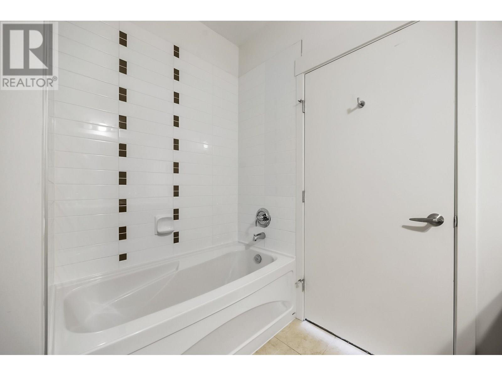 412 11950 Harris Road, Pitt Meadows, British Columbia  V3Y 0B7 - Photo 25 - R3013698