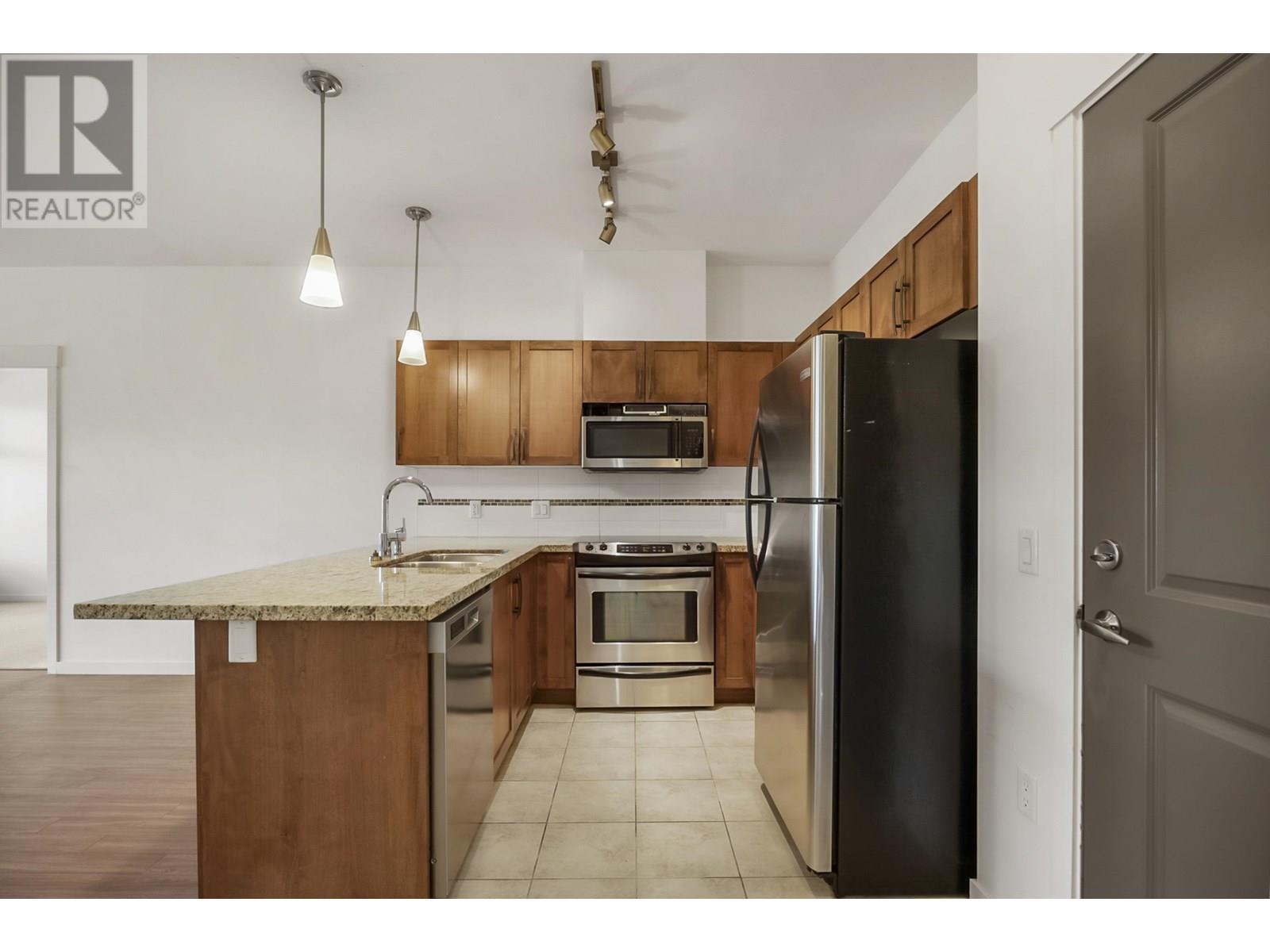 412 11950 Harris Road, Pitt Meadows, British Columbia  V3Y 0B7 - Photo 9 - R3013698