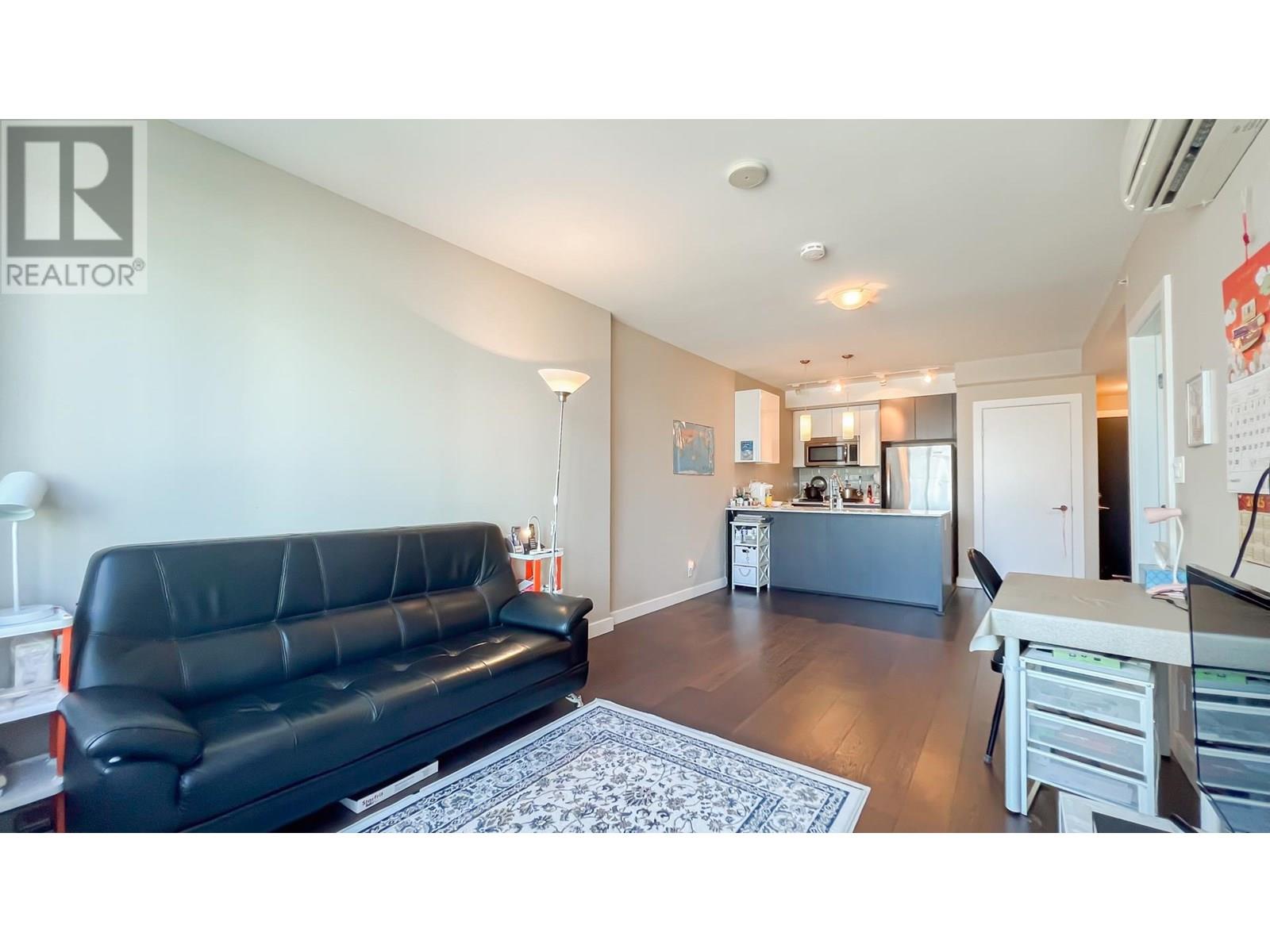 601 6971 ELMBRIDGE WAY, Richmond, British Columbia