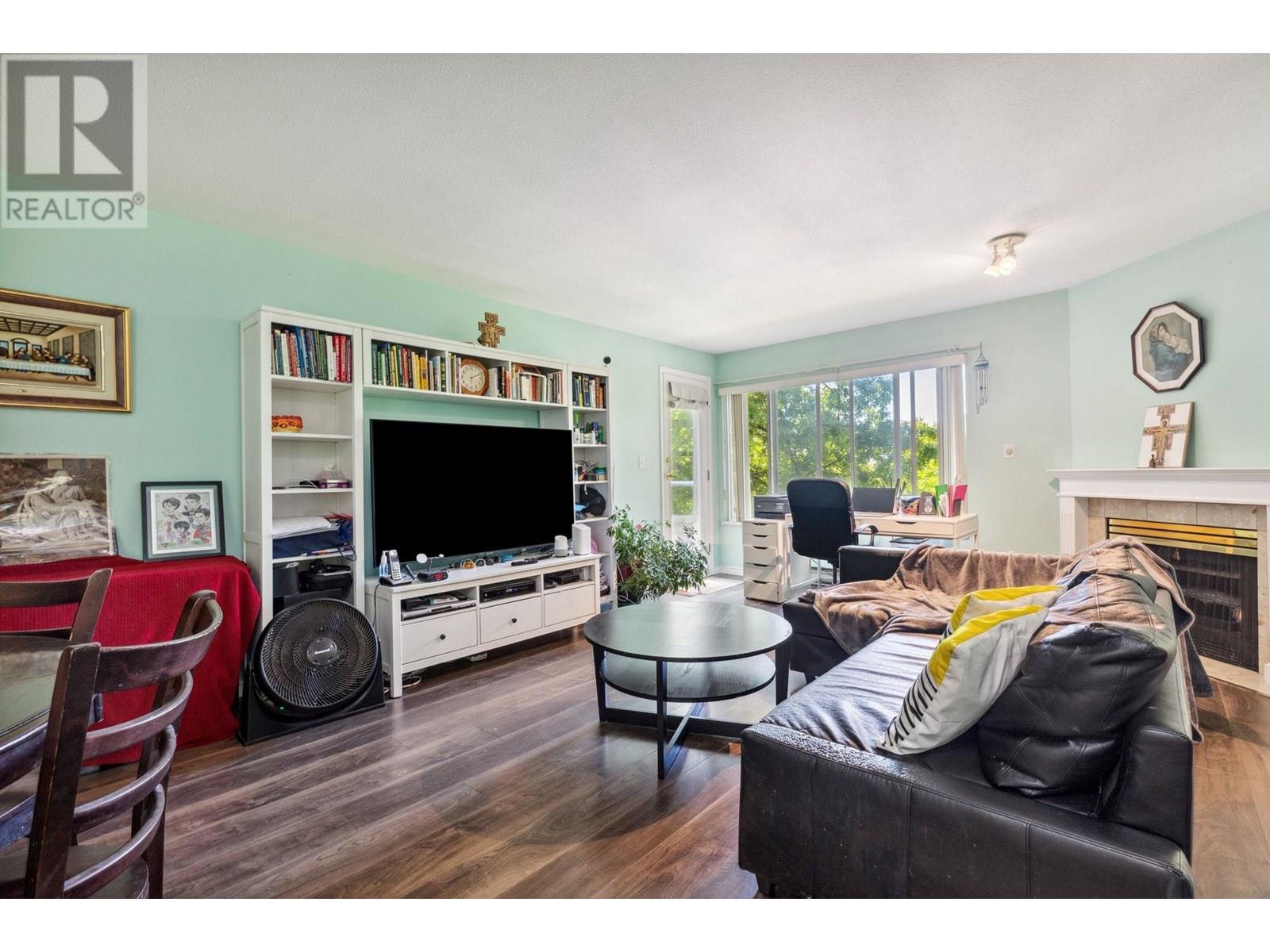 309 7368 Royal Oak Avenue, Burnaby, British Columbia  V5J 4J6 - Photo 2 - R3013712