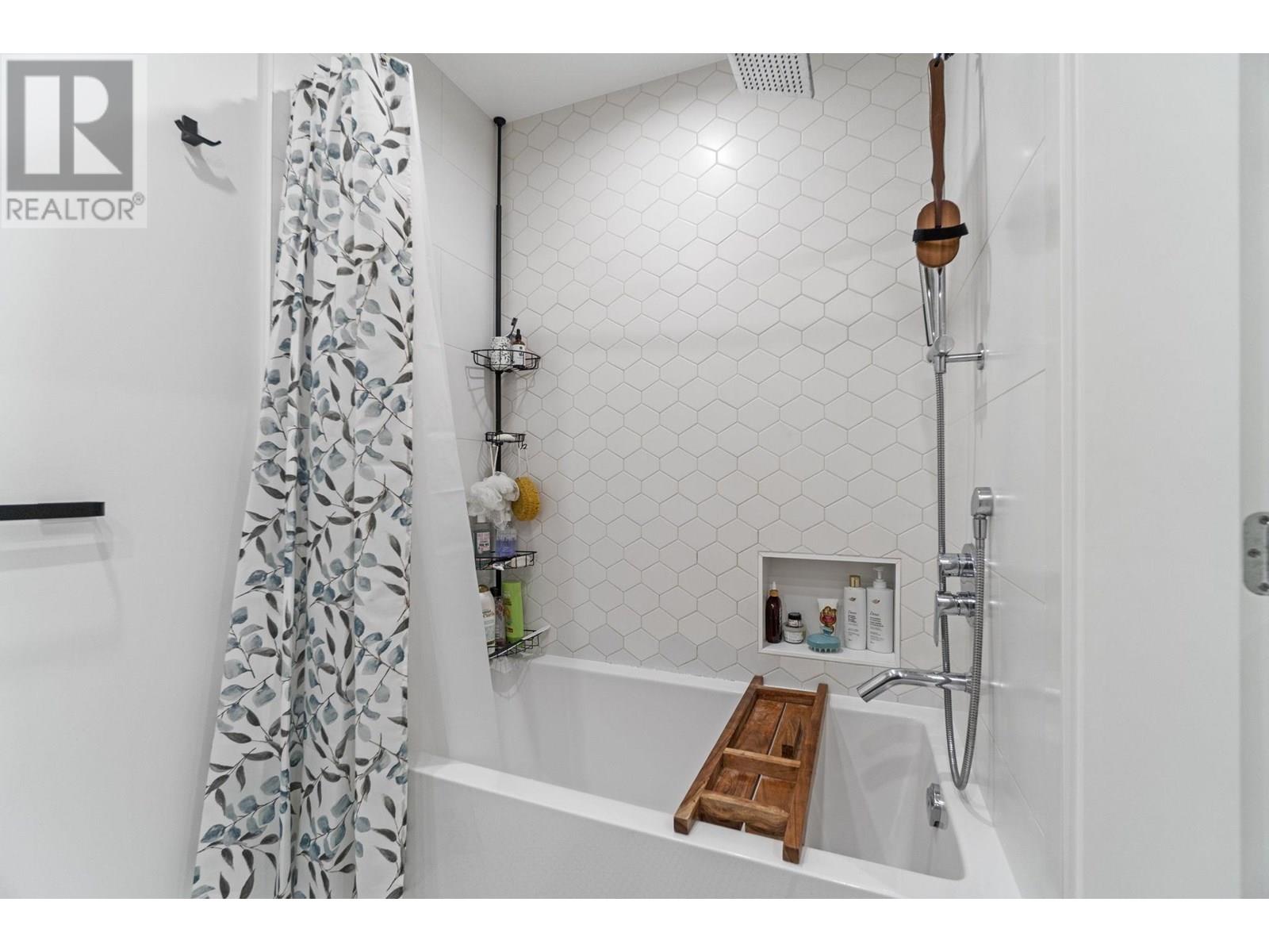 221 3131 Murray Street, Port Moody, British Columbia  V3H 0L9 - Photo 11 - R3013719