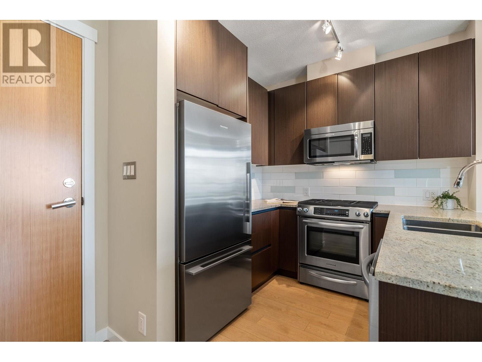 408 135 W 2nd Street, North Vancouver, British Columbia  V7M 0C5 - Photo 12 - R3013721