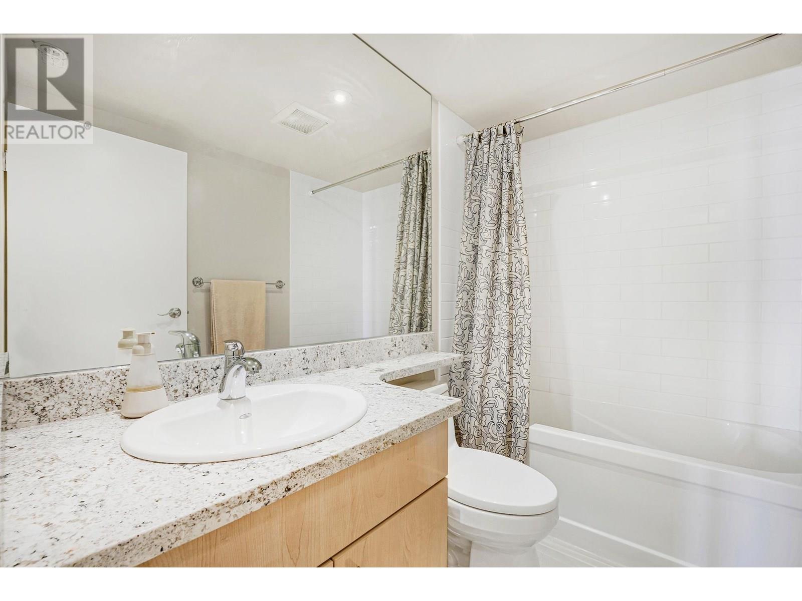 2208 1033 Marinaside Crescent, Vancouver, British Columbia  V6Z 3A3 - Photo 11 - R3013735