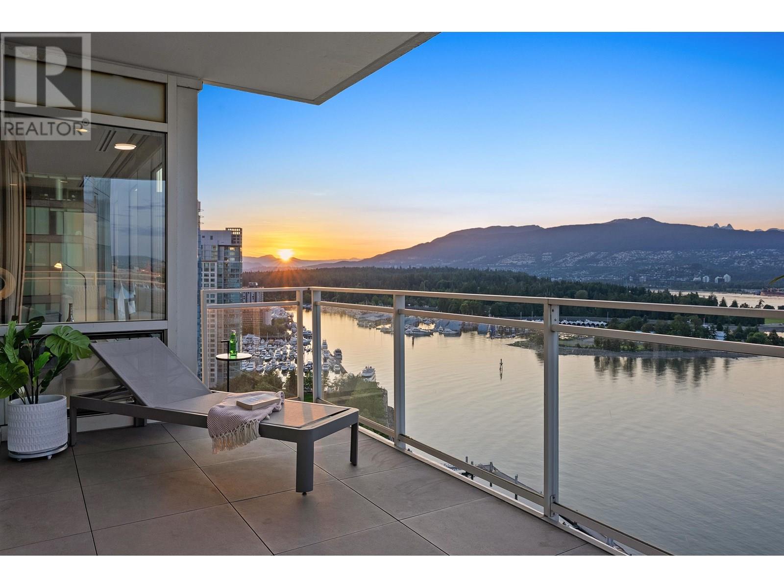 2202 1139 W CORDOVA STREET, Vancouver, British Columbia