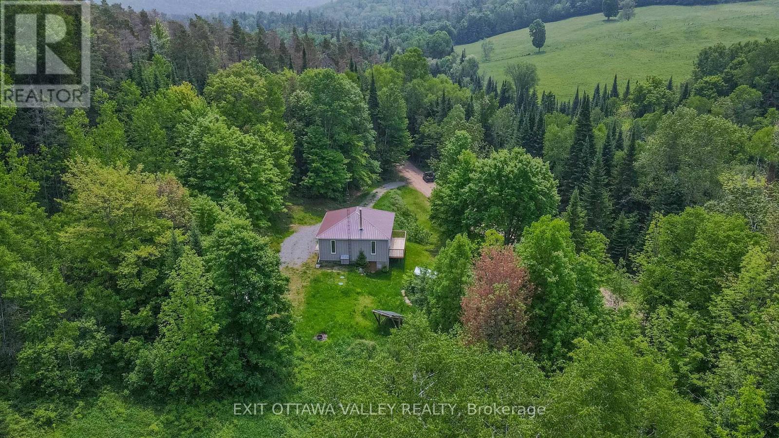 117 Craigmont Road, Brudenell, Ontario  K0J 1L0 - Photo 3 - X11994326