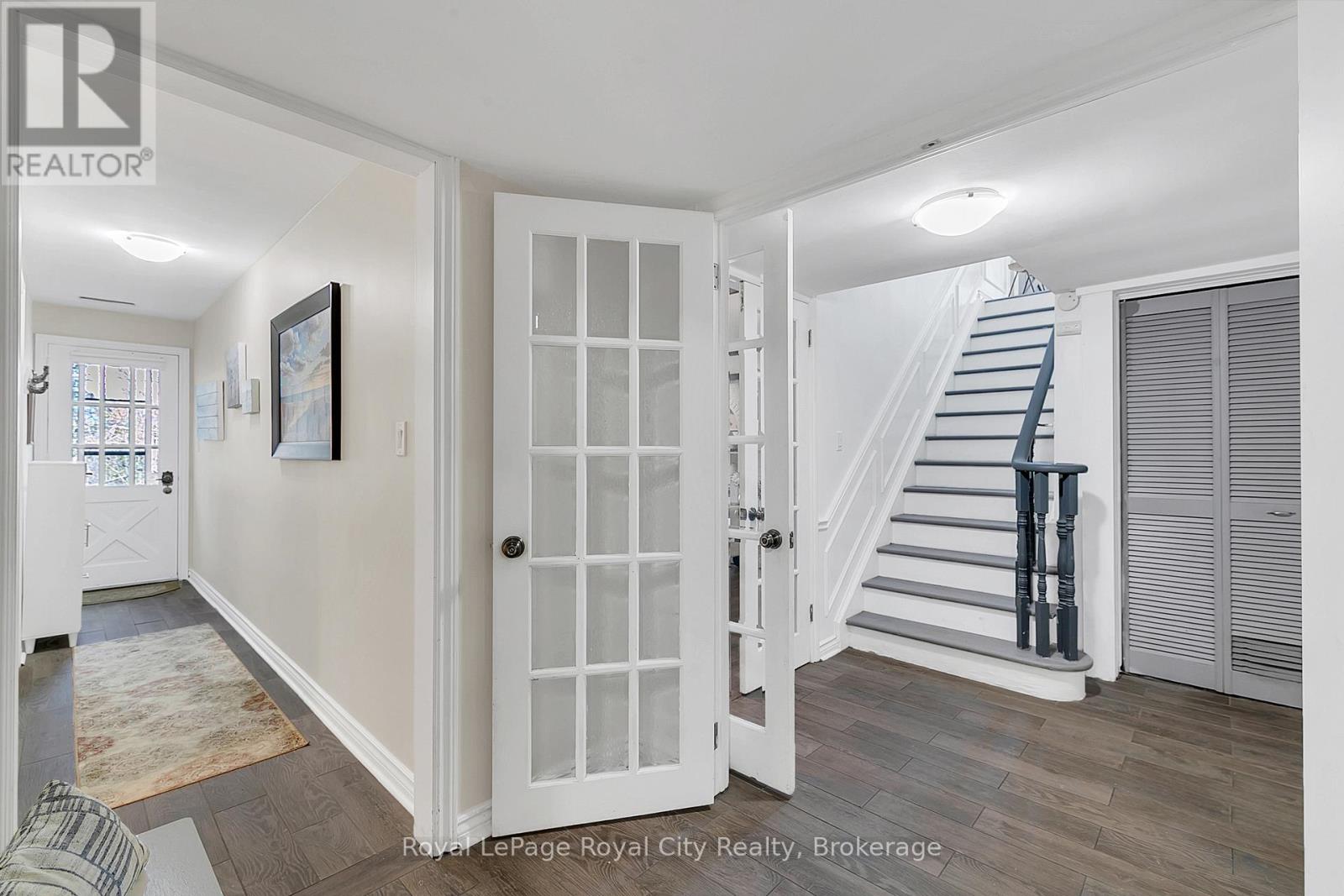 1873 Four Seasons Drive, Burlington, Ontario  L7P 3B1 - Photo 24 - W12210678