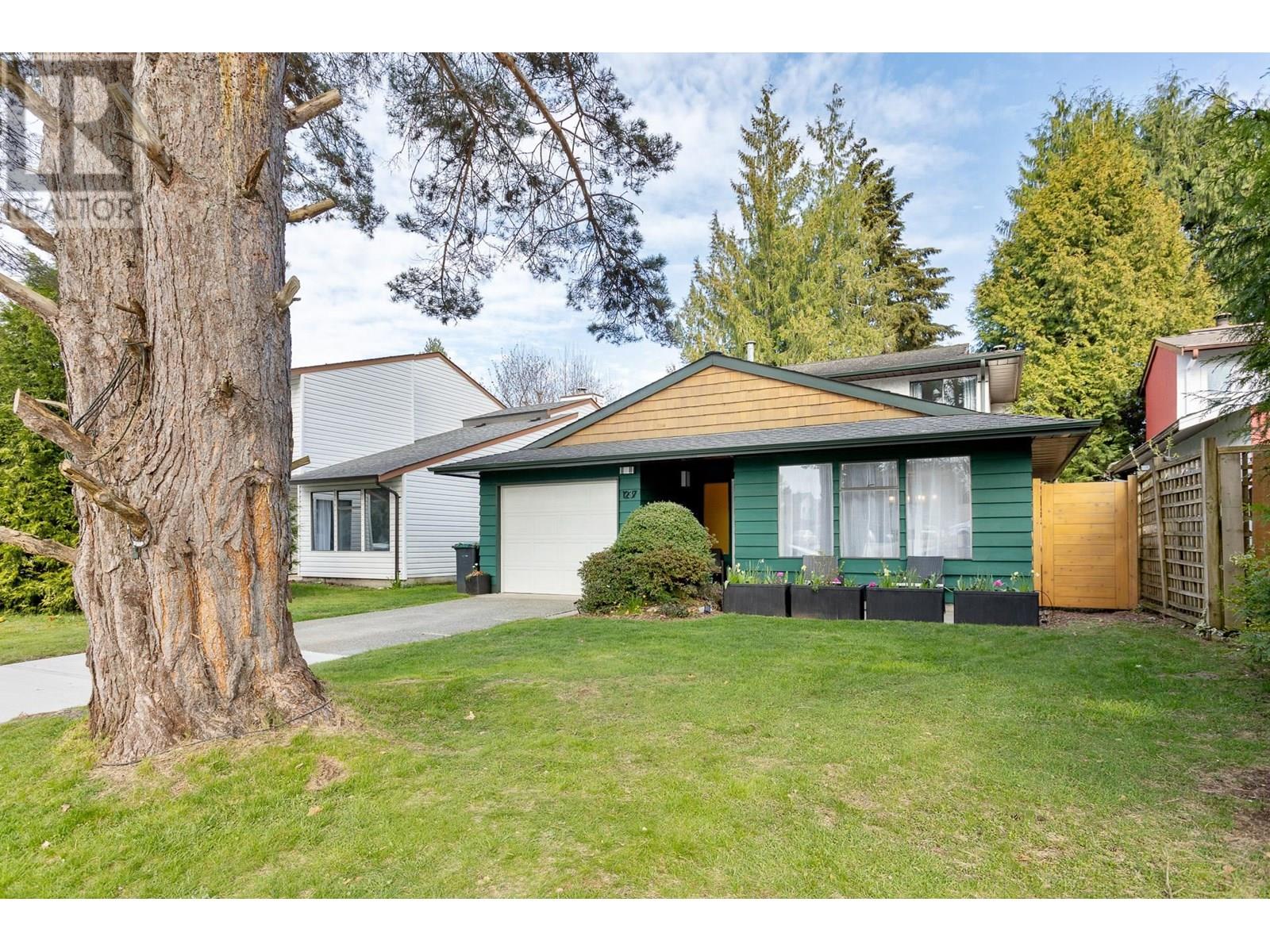1237 NESTOR STREET, Coquitlam, British Columbia