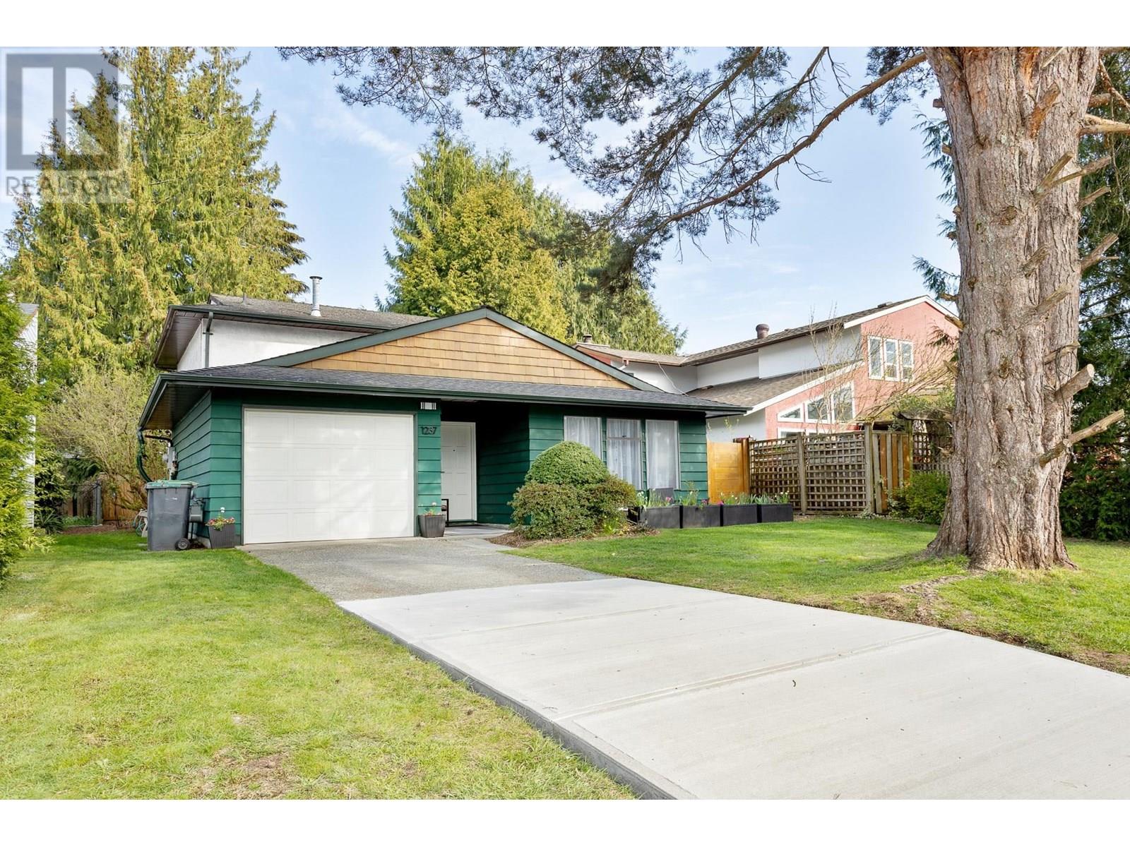1237 Nestor Street, Coquitlam, British Columbia  V3E 1H4 - Photo 3 - R3013715