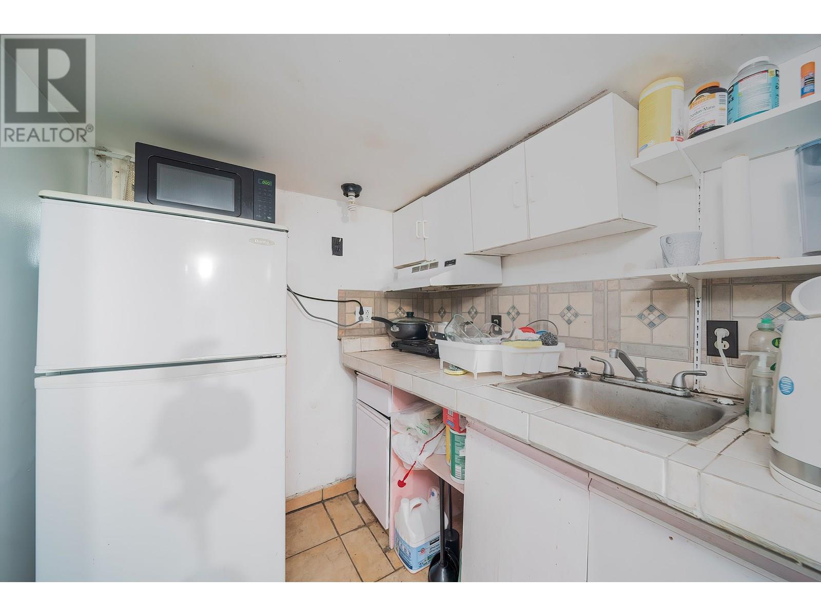 4940 Killarney Street, Vancouver, British Columbia  V5R 3V7 - Photo 13 - R3013716