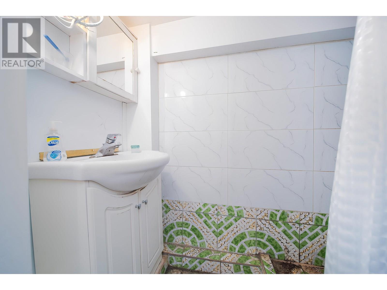 4940 Killarney Street, Vancouver, British Columbia  V5R 3V7 - Photo 16 - R3013716