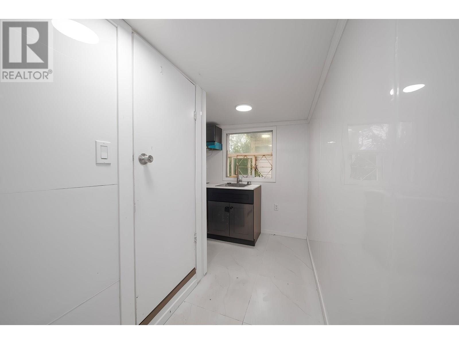 4940 Killarney Street, Vancouver, British Columbia  V5R 3V7 - Photo 18 - R3013716