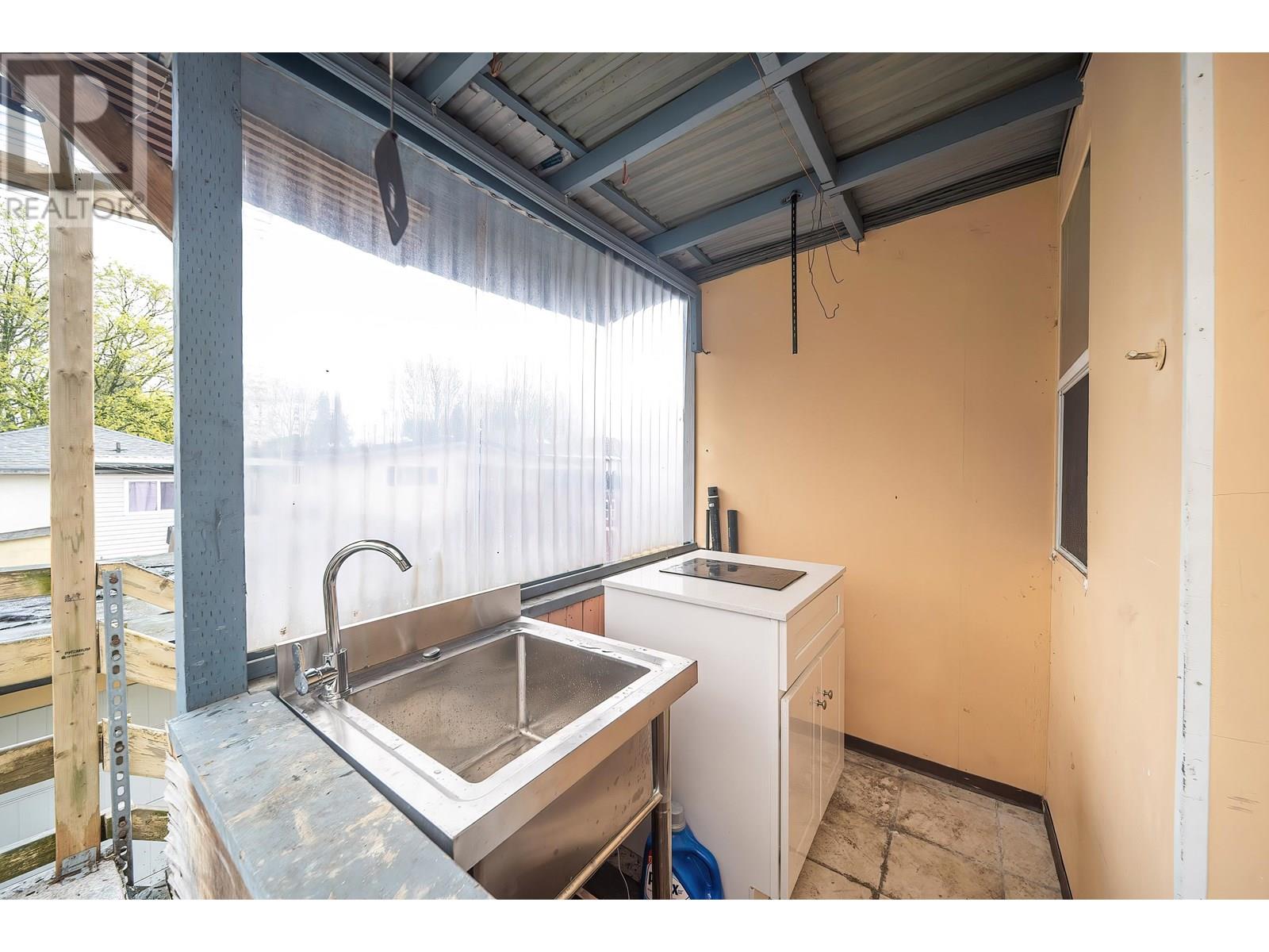 4940 Killarney Street, Vancouver, British Columbia  V5R 3V7 - Photo 21 - R3013716