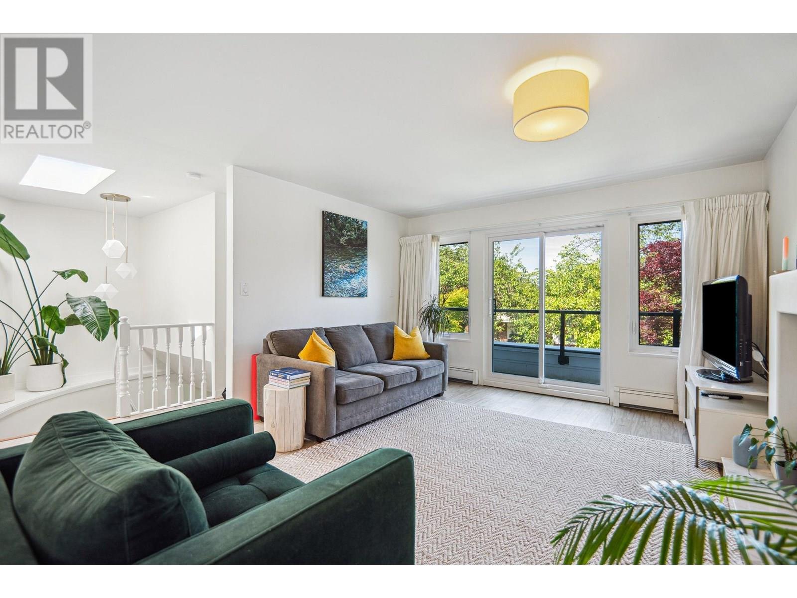 4334 ST. CATHERINES STREET, Vancouver, British Columbia
