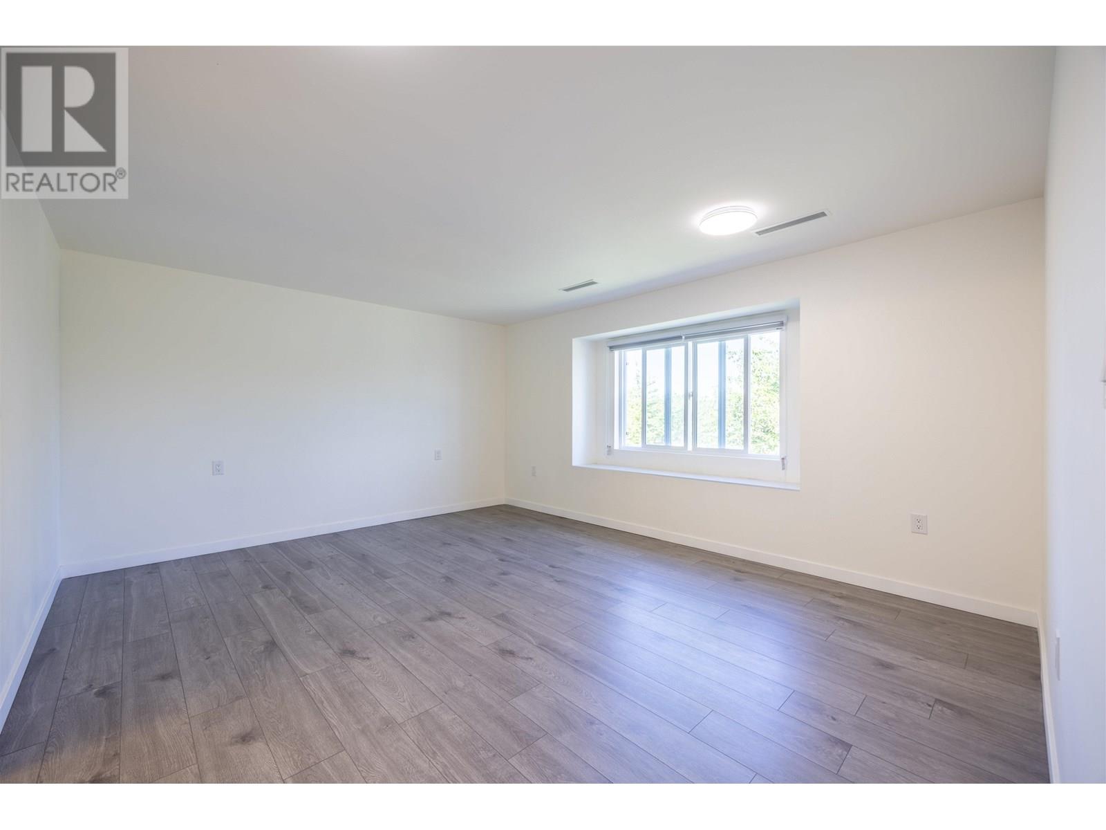 8684 12th Avenue, Burnaby, British Columbia  V3N 2L9 - Photo 16 - R3013743