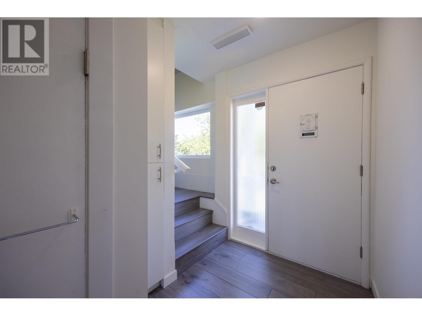 8684 12th Avenue, Burnaby, British Columbia  V3N 2L9 - Photo 23 - R3013743