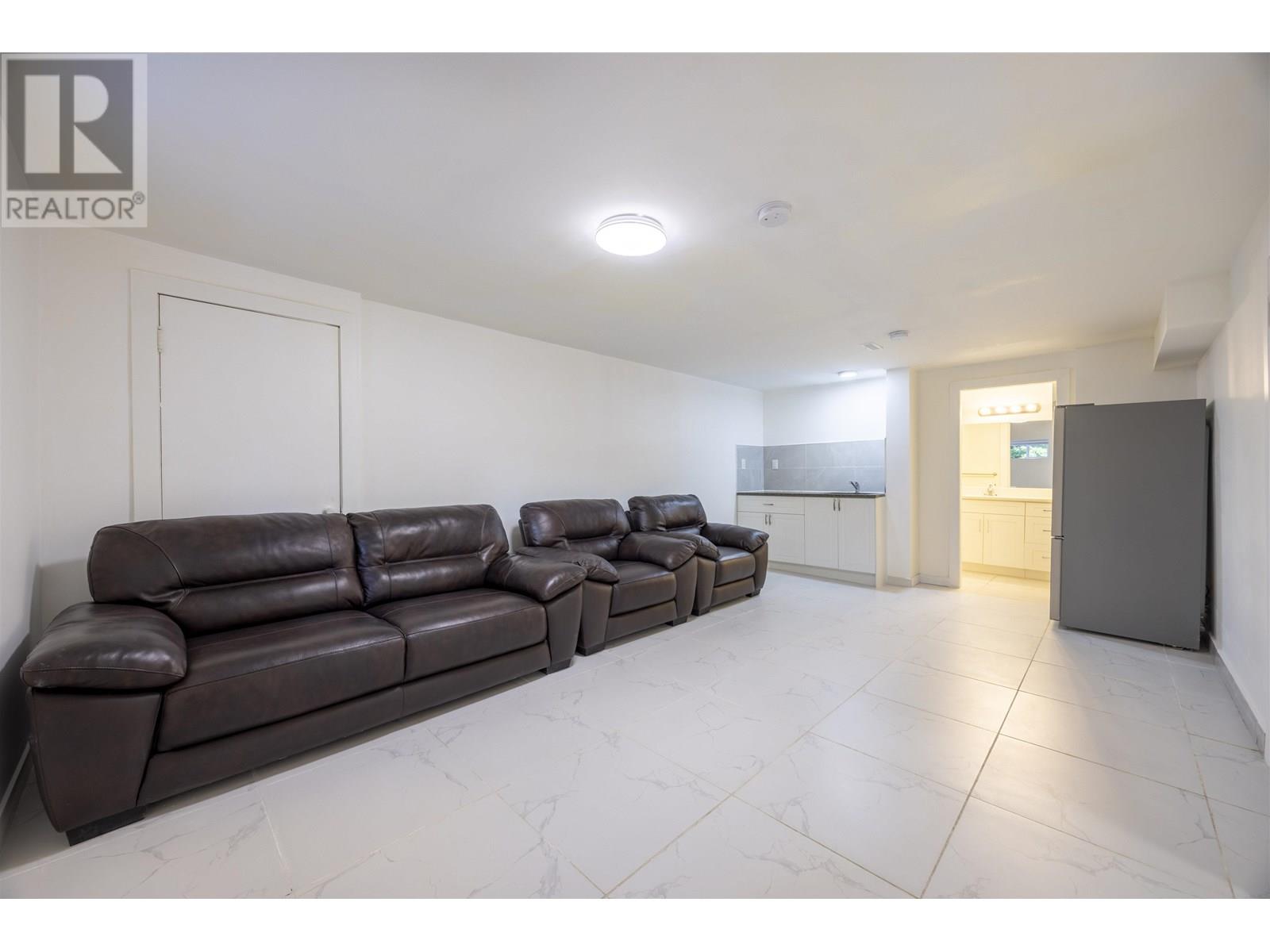 8684 12th Avenue, Burnaby, British Columbia  V3N 2L9 - Photo 33 - R3013743