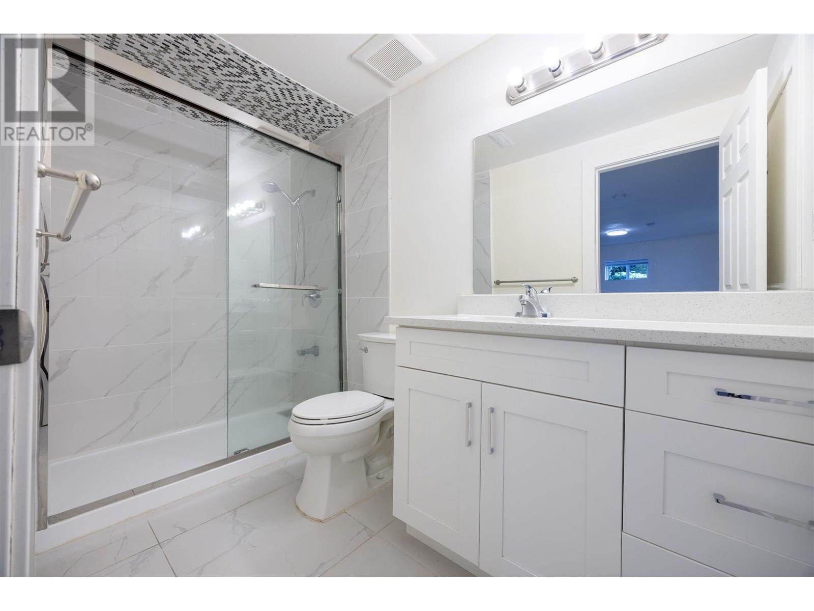 8684 12th Avenue, Burnaby, British Columbia  V3N 2L9 - Photo 35 - R3013743