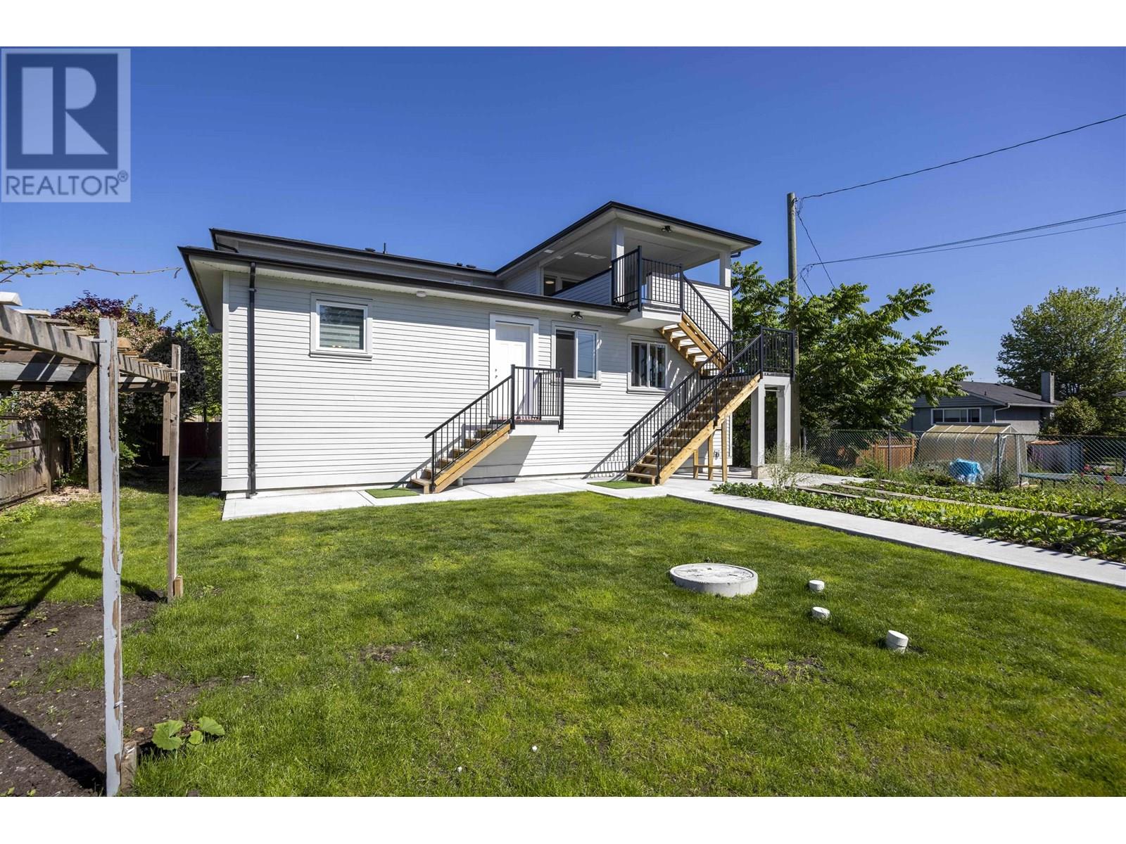 8684 12th Avenue, Burnaby, British Columbia  V3N 2L9 - Photo 9 - R3013743